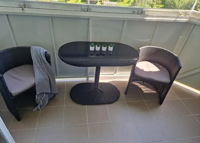 77 Apartament